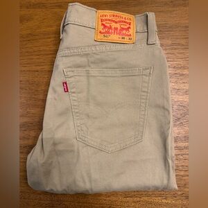 Men’s Levi 541 jeans